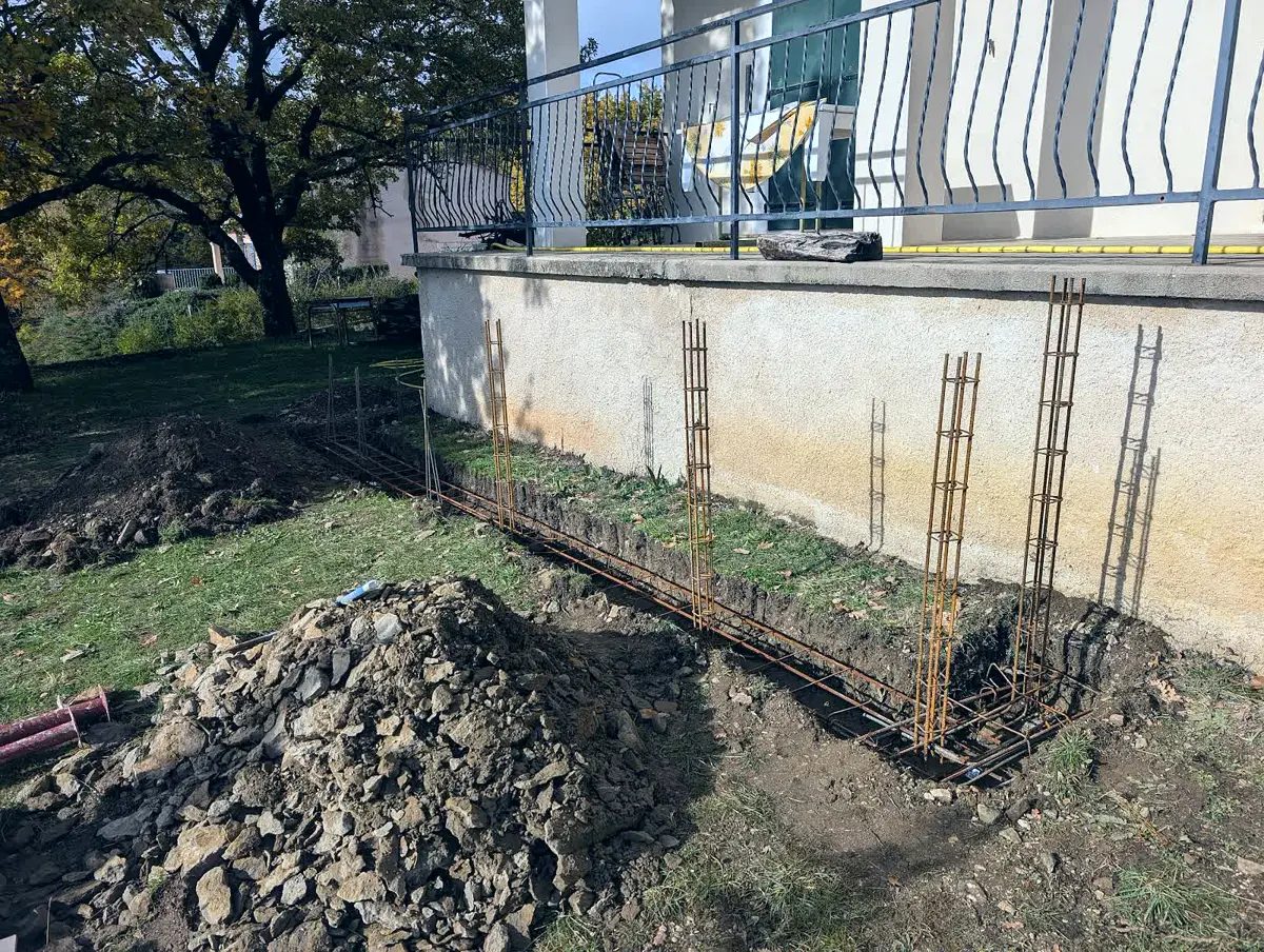 Fondations ferraillées d'une construction neuve